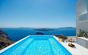 Kastro Suites