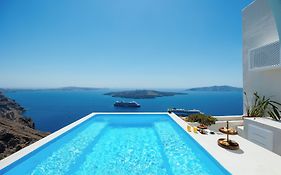 Kastro Suites